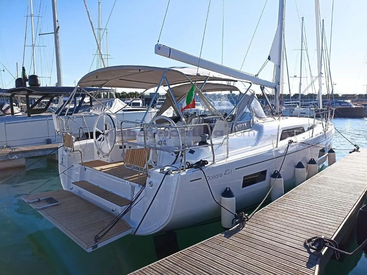 Bari Boat Otel